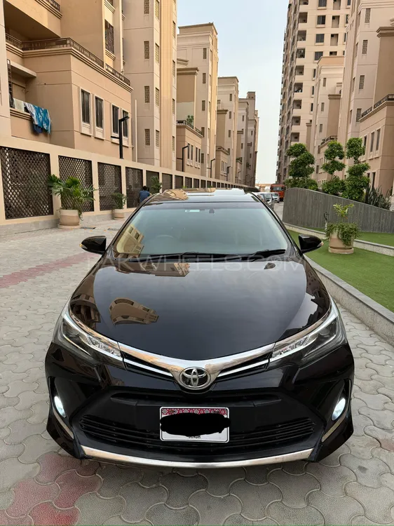 Toyota Corolla 2018 for Sale in Karachi Image-1