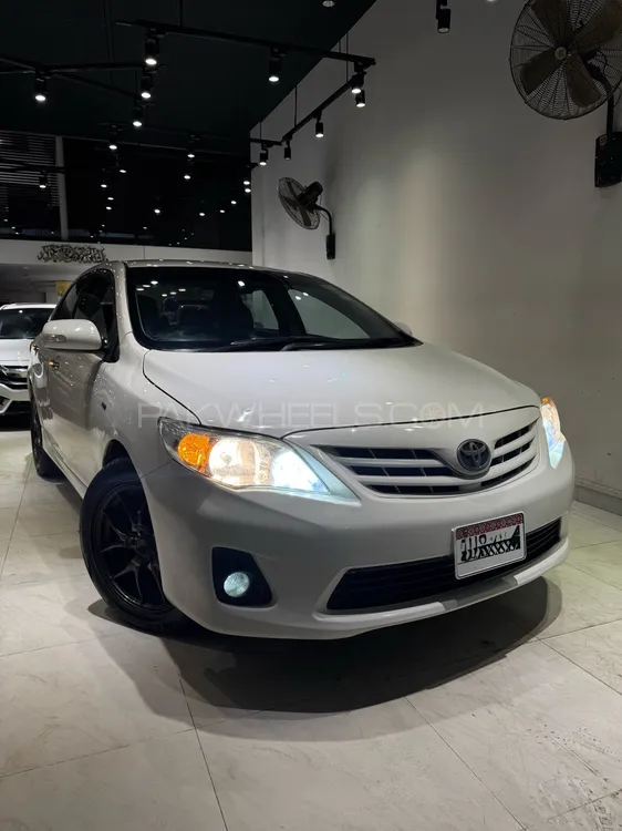 Toyota Corolla 2011 for Sale in Karachi Image-1