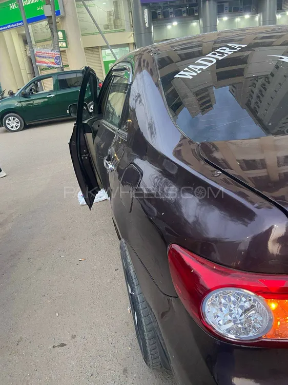 Toyota Corolla 2012 for Sale in Karachi Image-1