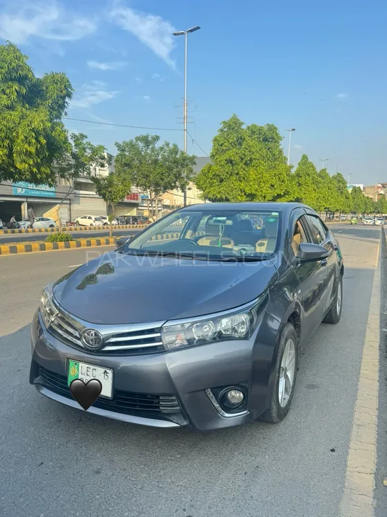 Toyota Corolla 2015 for Sale in Lahore Image-1
