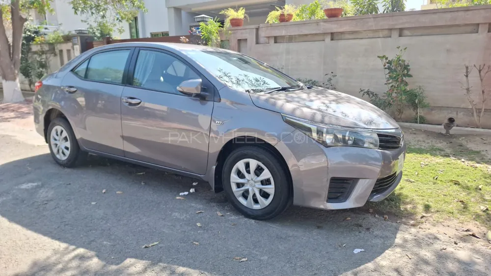 Toyota Corolla 2016 for Sale in Islamabad Image-1