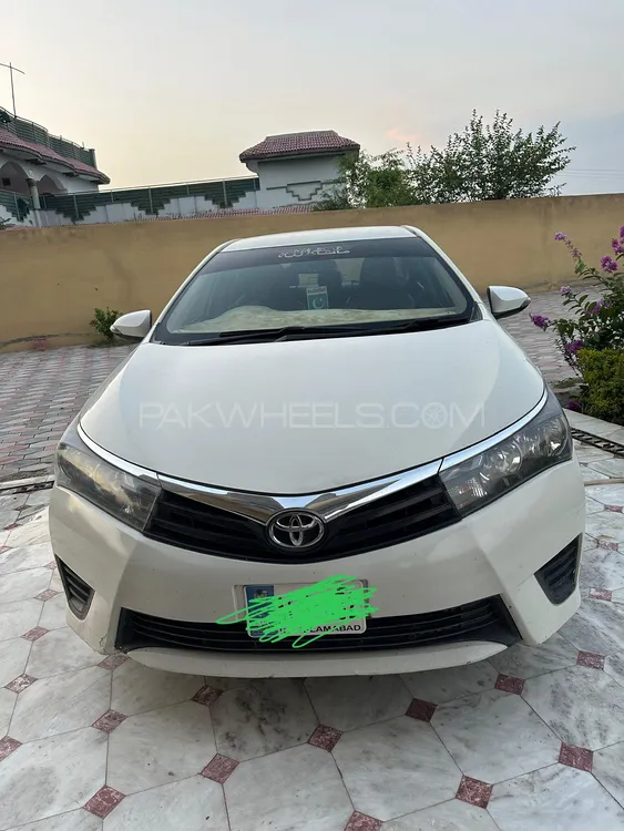 Toyota Corolla 2016 for Sale in Nowshera Image-1
