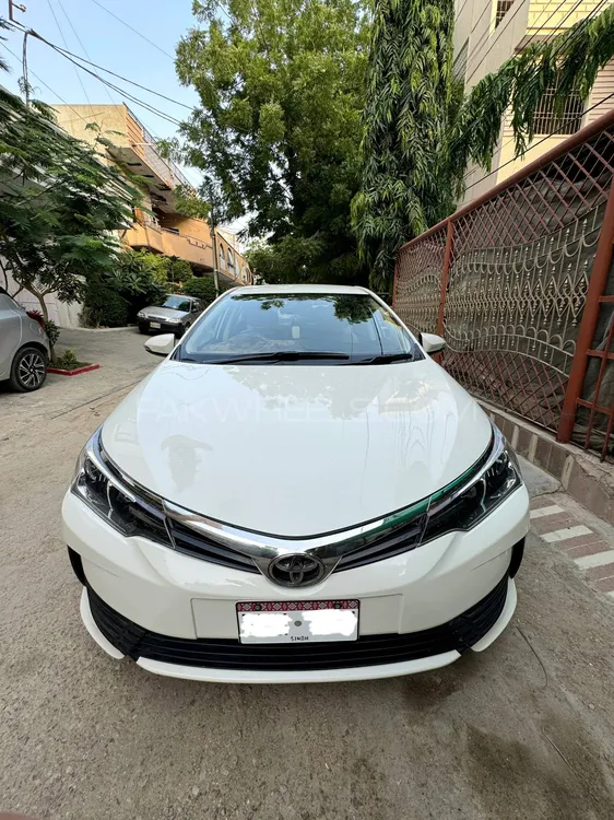 Toyota Corolla 2018 for Sale in Karachi Image-1