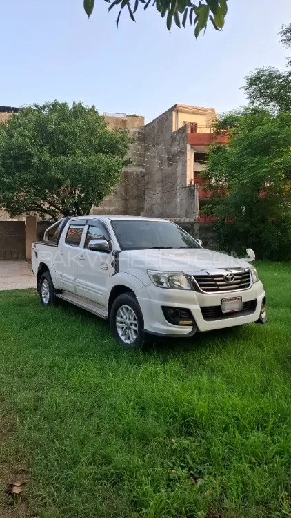 Toyota Hilux 2015 for Sale in Rawalpindi Image-1