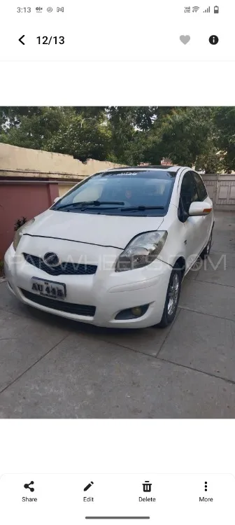 Toyota Vitz 2010 for Sale in Lahore Image-1