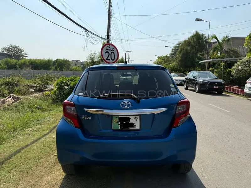 Toyota Vitz 2014 for Sale in Lahore Image-1