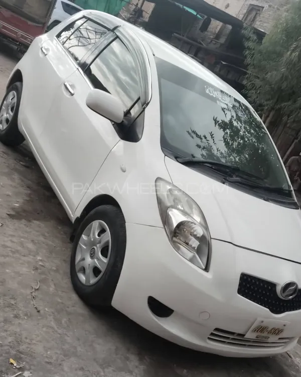 Toyota Vitz 2007 for Sale in Bannu Image-1