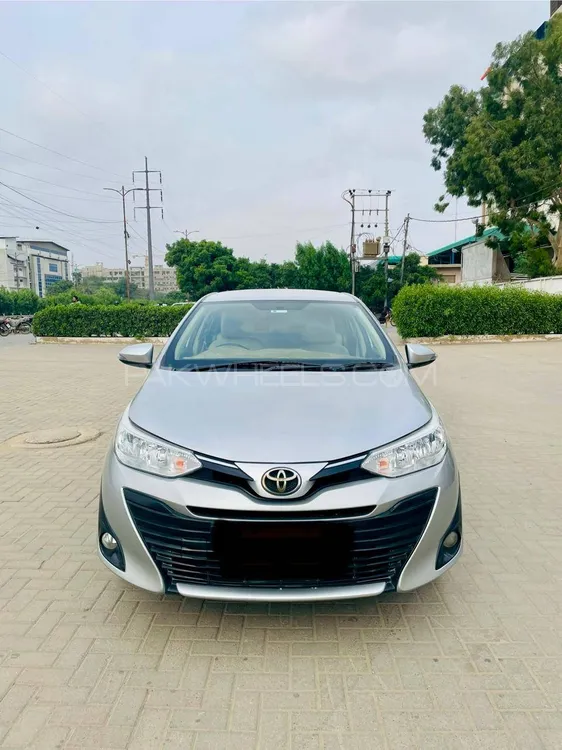 Toyota Yaris Sedan 2021 for Sale in Karachi Image-1
