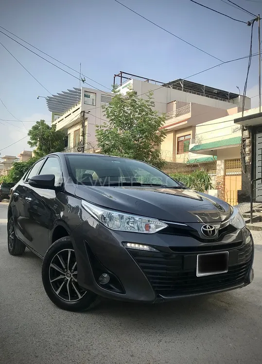 Toyota Yaris Sedan 2020 for Sale in Karachi Image-1