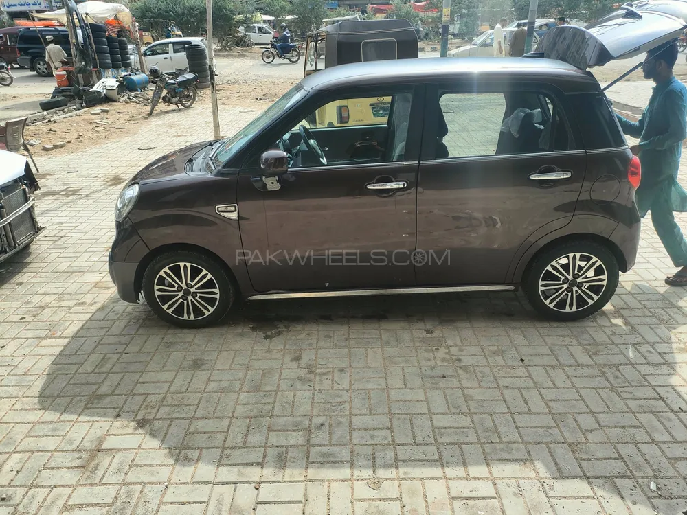 Daihatsu Cast 2015 for Sale in Karachi Image-1