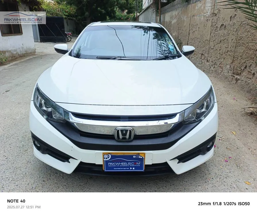 Honda Civic 2017 for Sale in Karachi Image-1