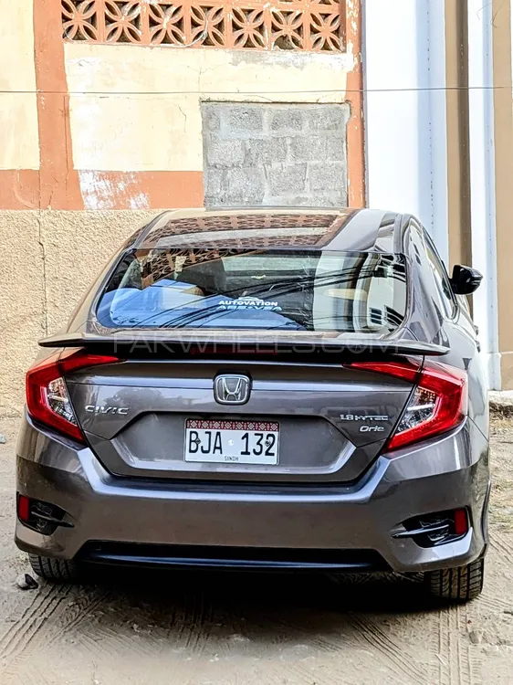 Honda Civic 2017 for Sale in Karachi Image-1