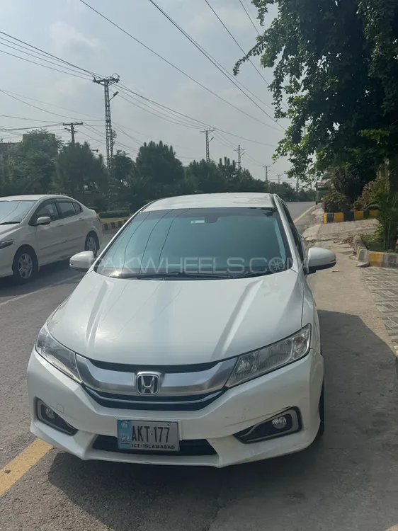 Honda Grace Hybrid 2015 for Sale in Rawalpindi Image-1
