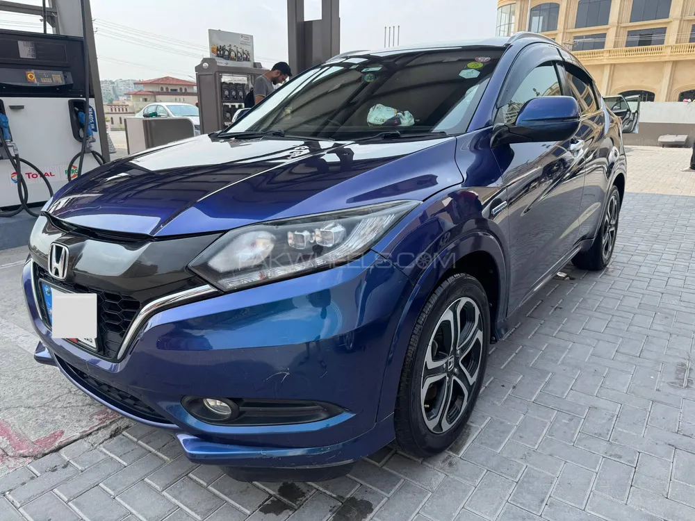 Honda Vezel 2015 for Sale in Rawalpindi Image-1