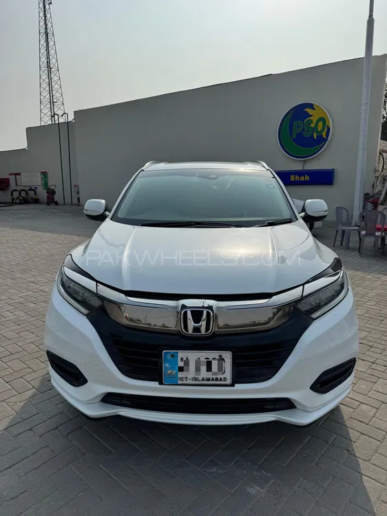 Honda Vezel 2018 for Sale in Peshawar Image-1