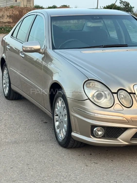 Mercedes Benz E Class 2004 for Sale in Rawalpindi Mercedes Benz E Class 2004 for Sale in Rawalpindi Image-3
