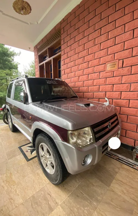 Mitsubishi Pajero Mini 2011 for Sale in Abbottabad Image-1
