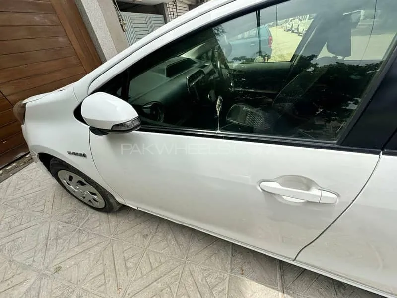 Toyota Aqua 2017 for Sale in Karachi Image-1