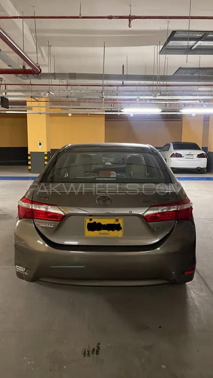 Toyota Corolla 2015 for Sale in Lahore Image-1