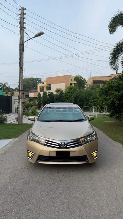 Toyota Corolla 2014 for Sale in Lahore Image-1