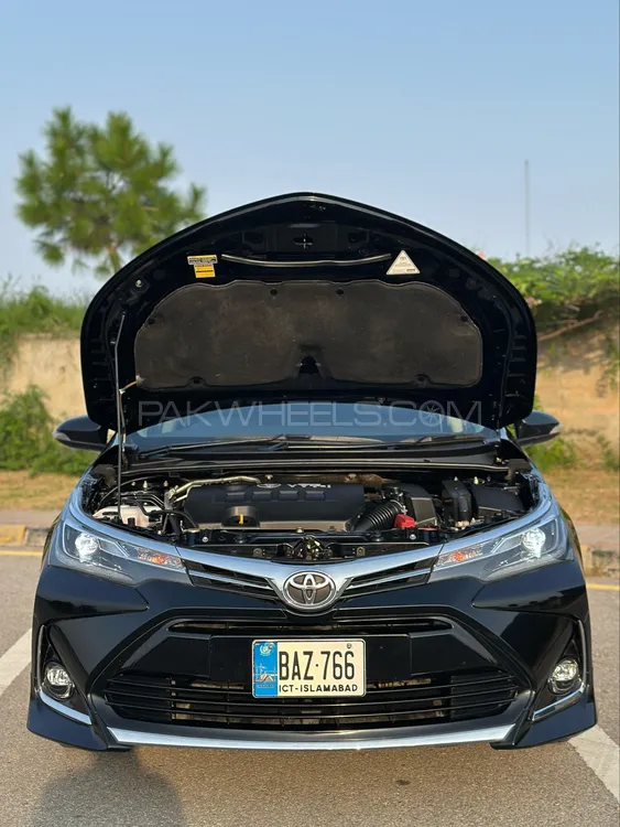 Toyota Corolla 2021 for Sale in Islamabad Image-1