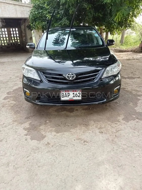 Toyota Corolla 2013 for Sale in Karachi Image-1