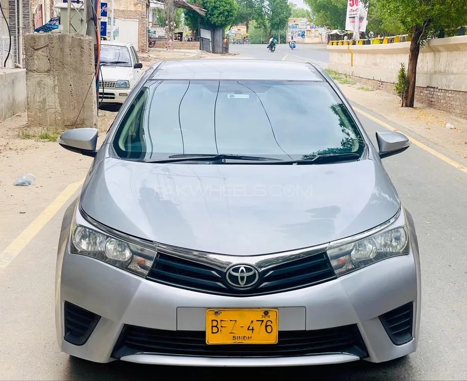 Toyota Corolla 2016 for Sale in Liaqat Pur Image-1