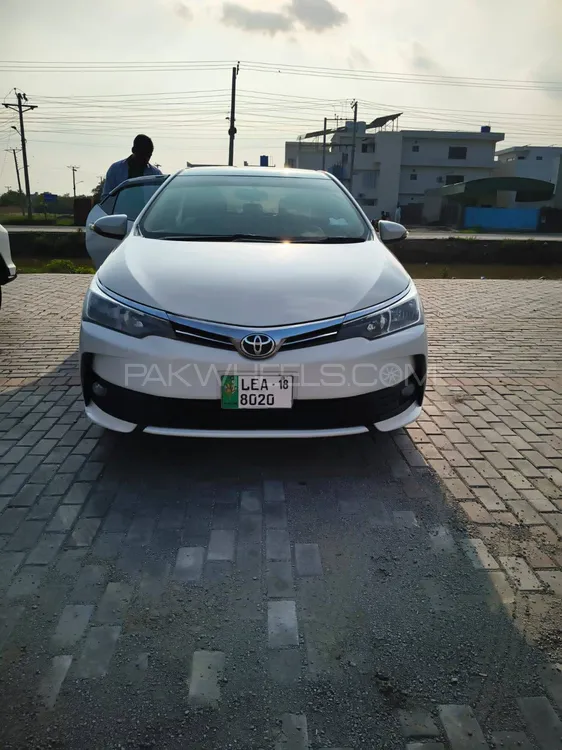Toyota Corolla 2017 for Sale in Lahore Image-1