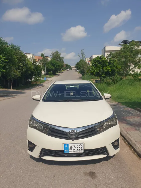 Toyota Corolla 2016 for Sale in Islamabad Image-1