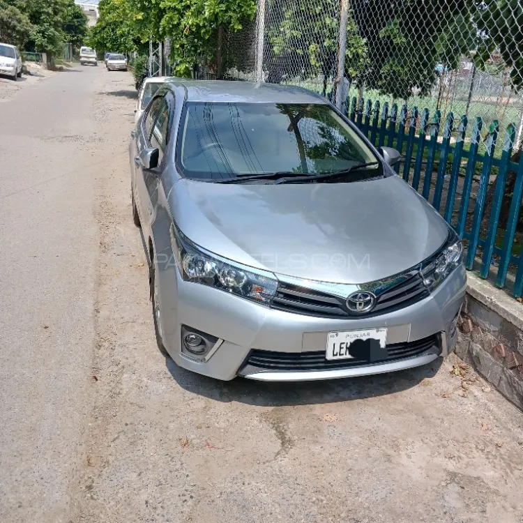 Toyota Corolla 2015 for Sale in Islamabad Image-1