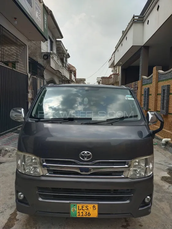 Toyota Hiace 2015 for Sale in Gujrat Image-1