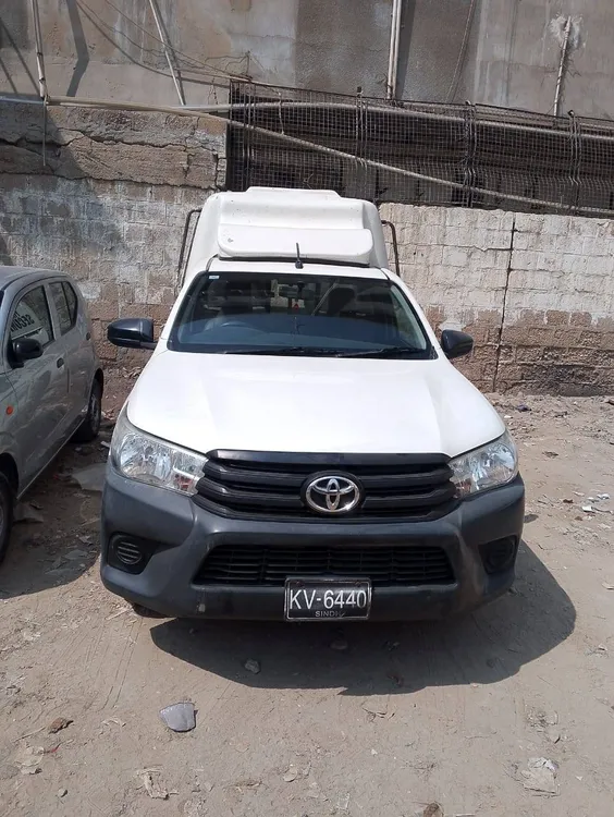 Toyota Hilux 2017 for Sale in Karachi Image-1