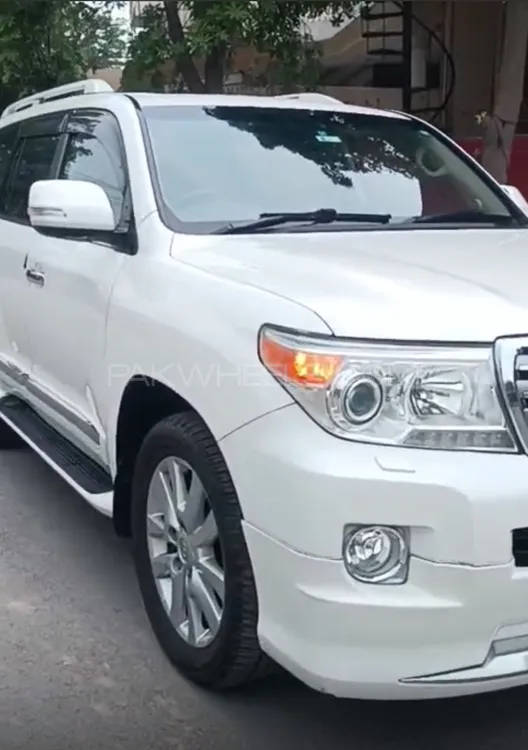 Toyota Land Cruiser 2013 for Sale in Lahore Image-1