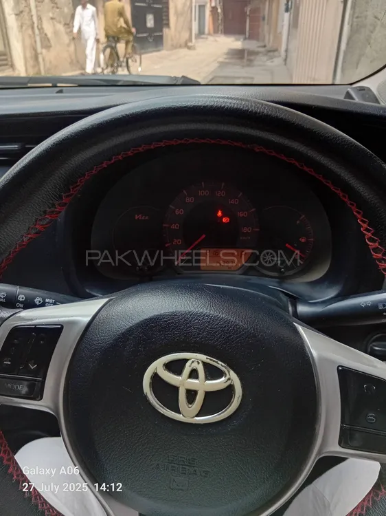 Toyota Vitz 2014 for Sale in Rawalpindi Image-1