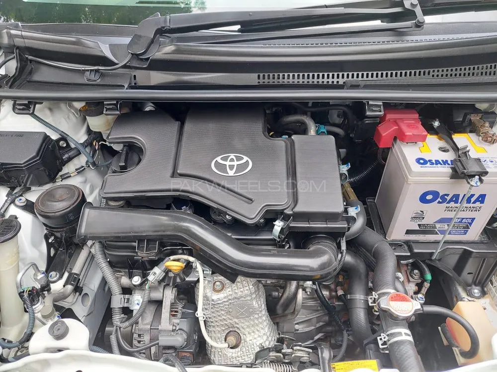 Toyota Vitz 2016 for Sale in Bahawalpur Image-1