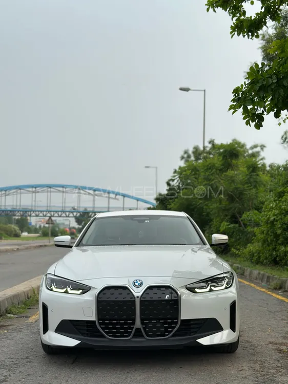 BMW i4 2022 for Sale in Lahore Image-1