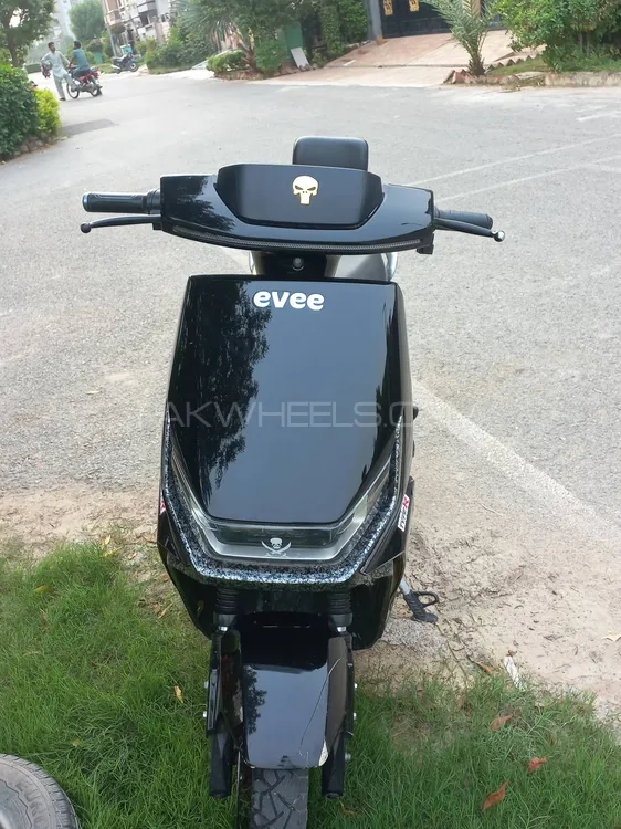 Evee Gen-Z 2024 for Sale Image-1
