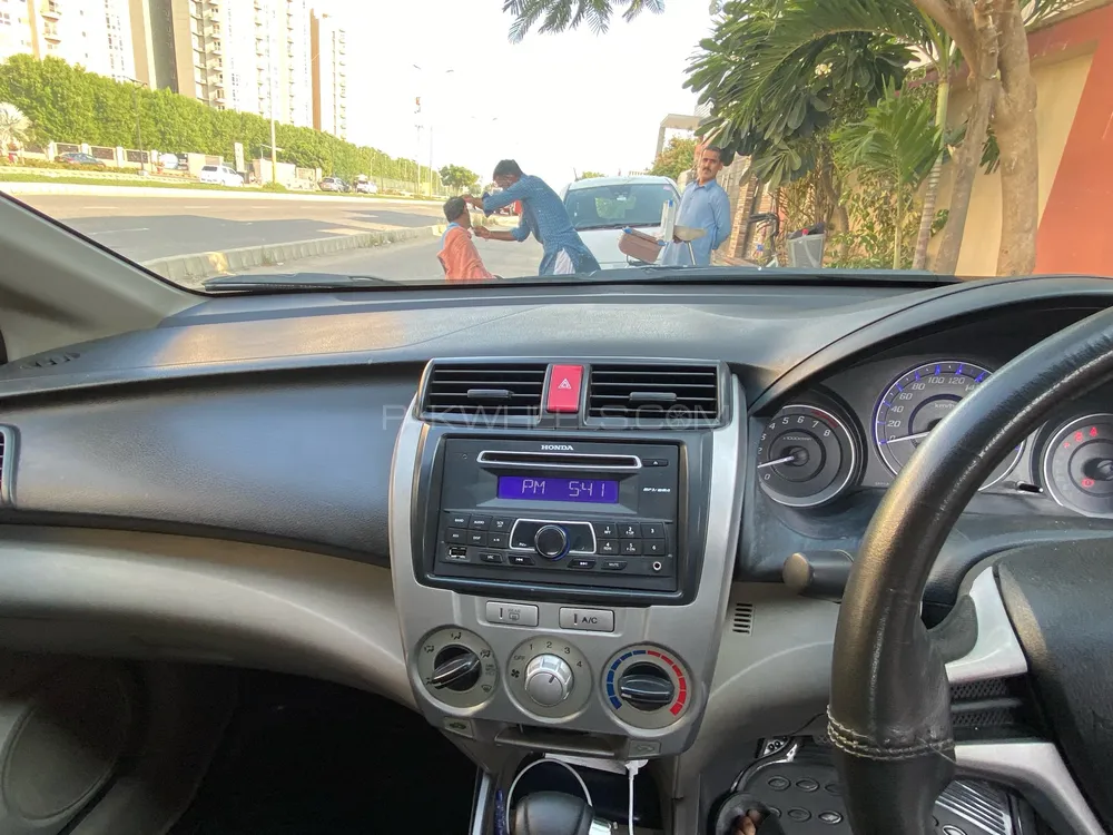 Honda City 2015 for Sale in Karachi Image-1
