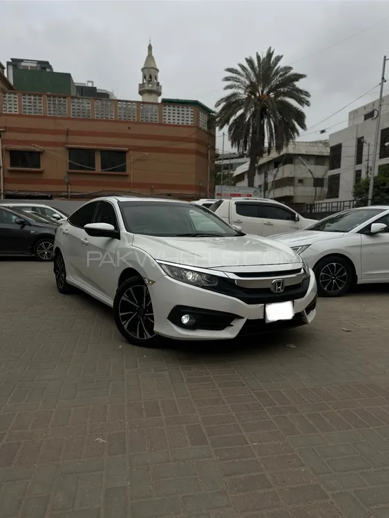 Honda Civic 2017 for Sale in Karachi Image-1