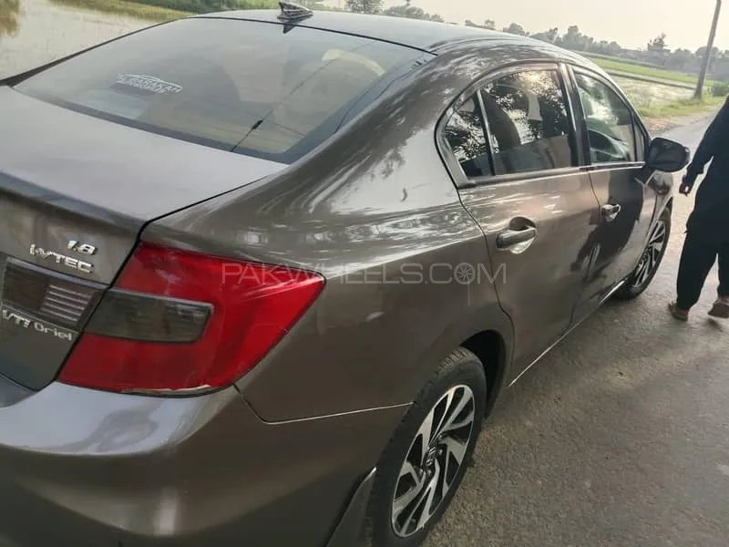 Honda Civic 2013 for Sale in Pattoki Image-1