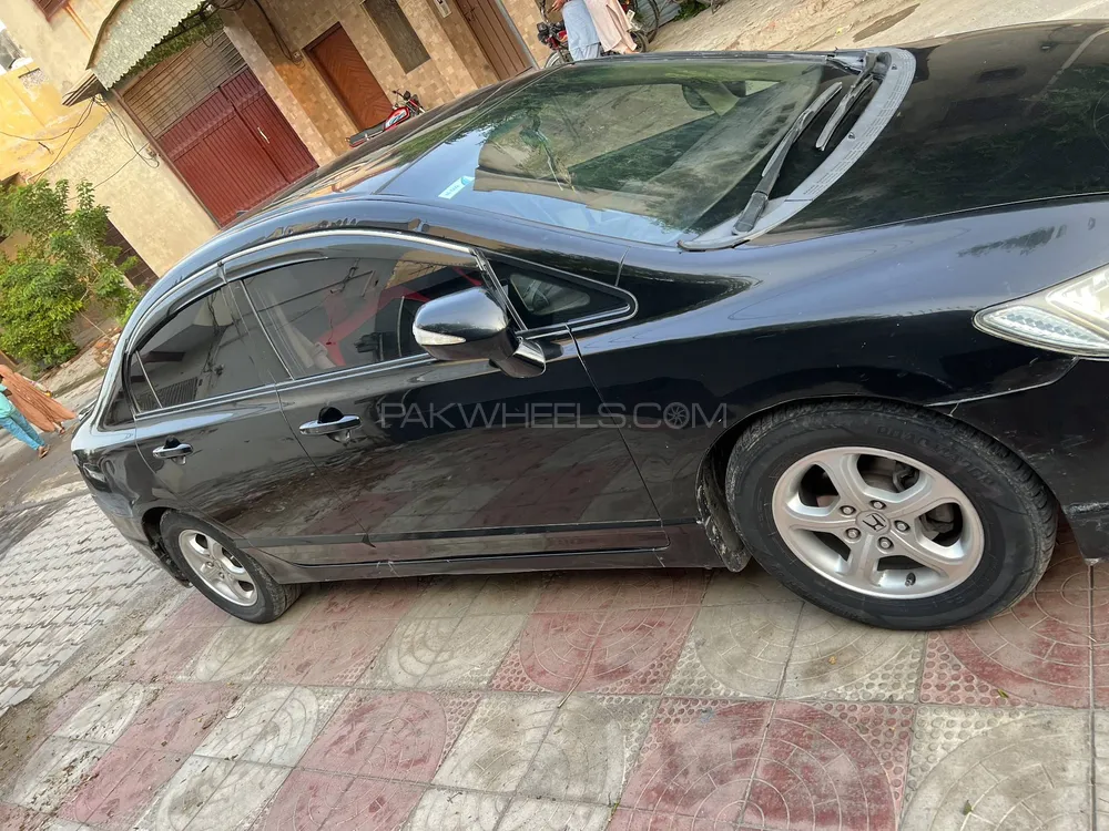 Honda Civic 2010 for Sale in Jampur Image-1