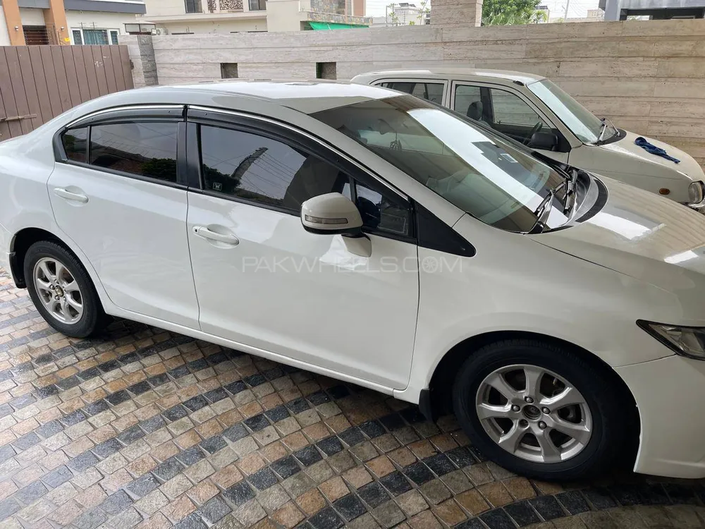 Honda Civic 2013 for Sale in Lahore Image-1