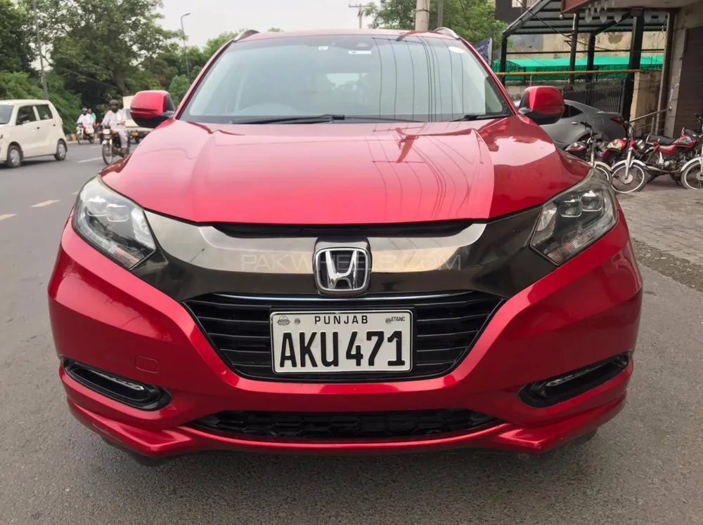 Honda Vezel 2017 for Sale in Lahore Image-1