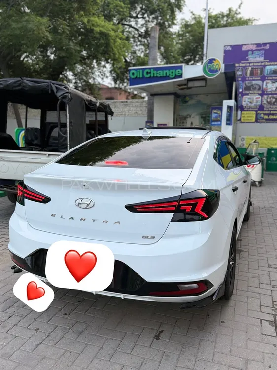 Hyundai Elantra 2022 for Sale in Lahore Image-1