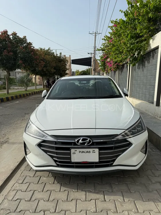 Hyundai Elantra 2022 for Sale in Burewala Image-1