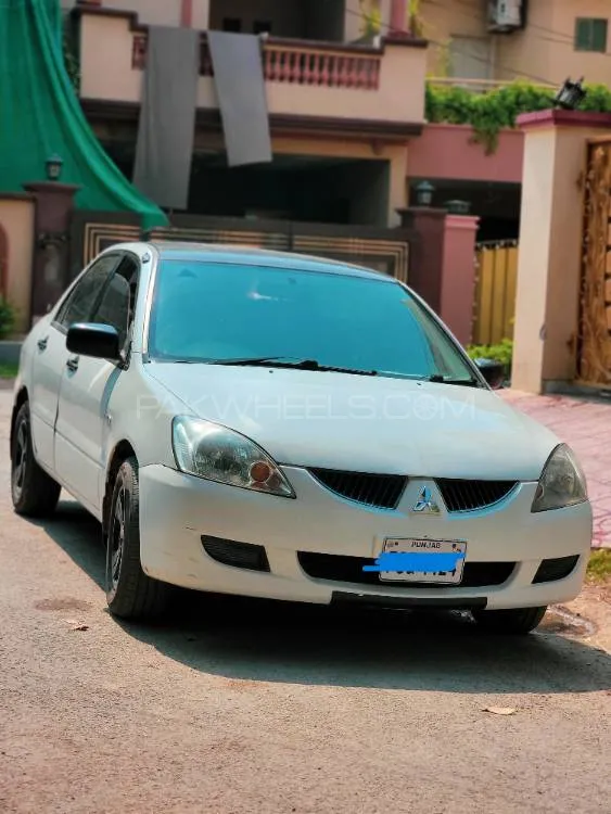 Mitsubishi Lancer 2004 for Sale in Lahore Image-1