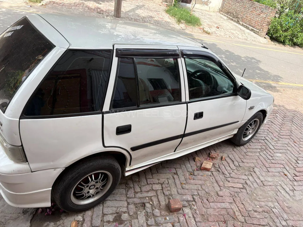 Suzuki Cultus 2011 for Sale in Faisalabad Image-1