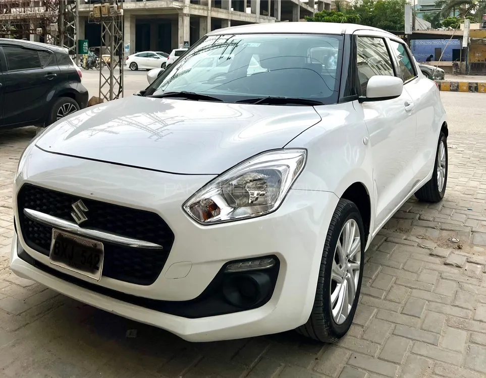 Suzuki Swift 2022 for Sale in Hyderabad Image-1