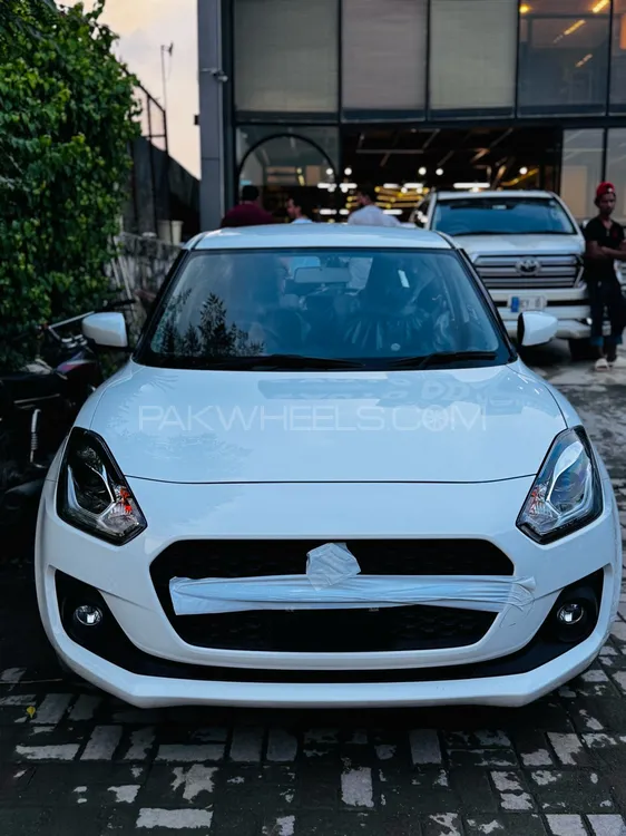 Suzuki Swift 2025 for Sale in Islamabad Image-1