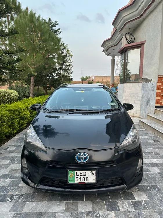 Toyota Aqua 2013 for Sale in Peshawar Image-1